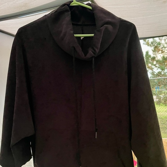 Black Cowl Neck Casual Top - Picture 2 of 3